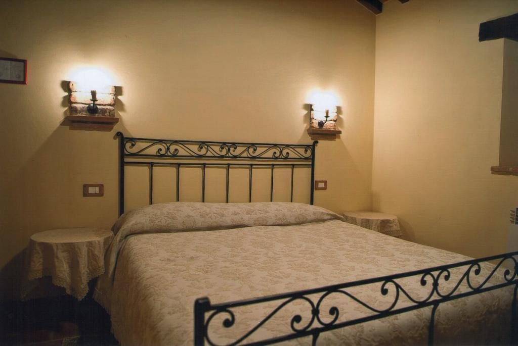 Azienda Agrituristica I Tre Casali Magione Rum bild